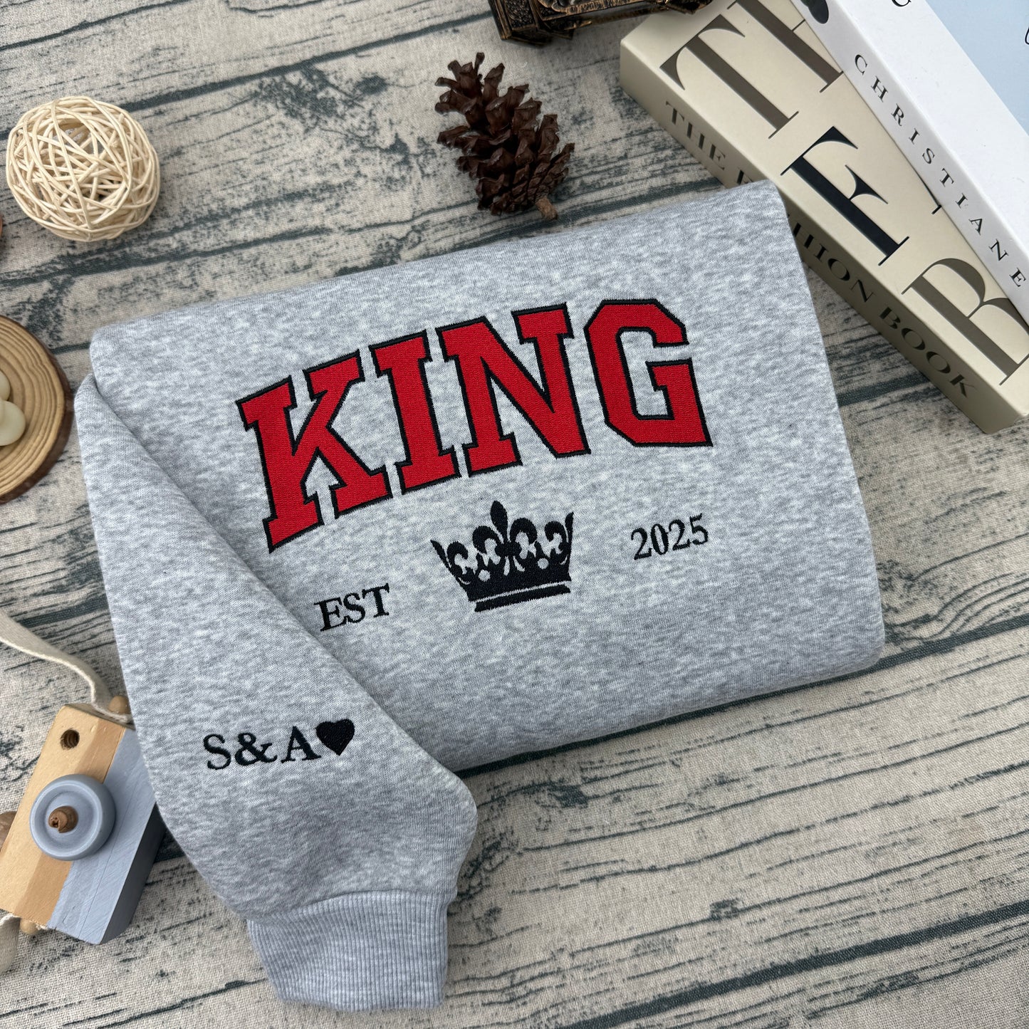 King & Queen Sweatshirt & Hoodie